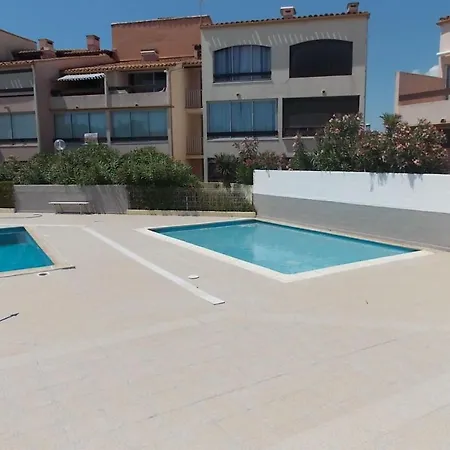 Charming In With Swimming Pool Tatil Evi *