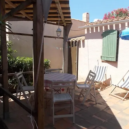 Charming In With Swimming Pool Tatil Evi Agde